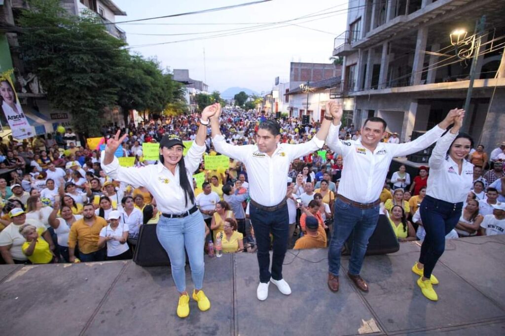 Huetamo va con Fuerza y Corazón por México: Araceli Saucedo               