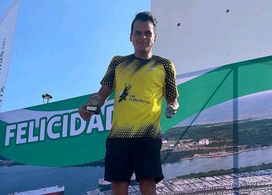 Abraham Hernández suma triunfos y pone alto a Michoacán en Triatlón Mundial