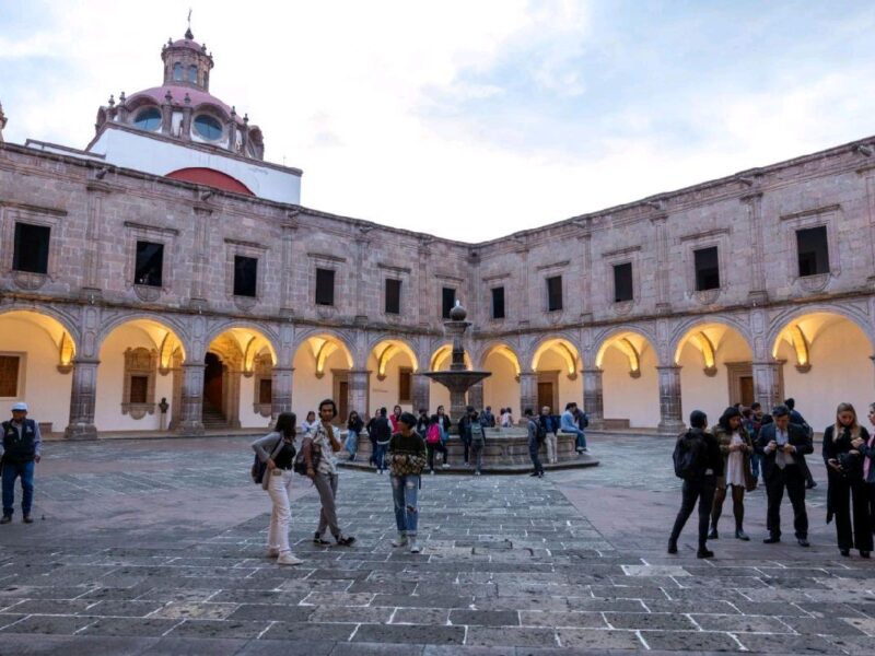 centro cultural clavijero morelia michoacán