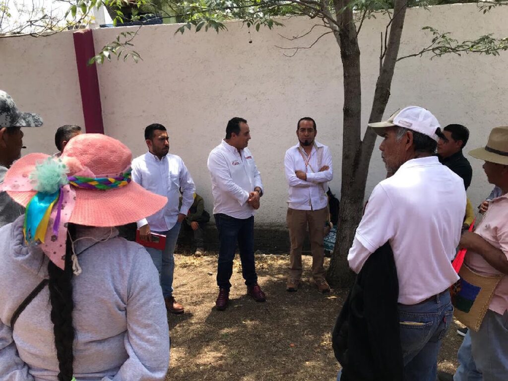 comuneros contra candidatura de alcalde en Erongarícuaro - platicas