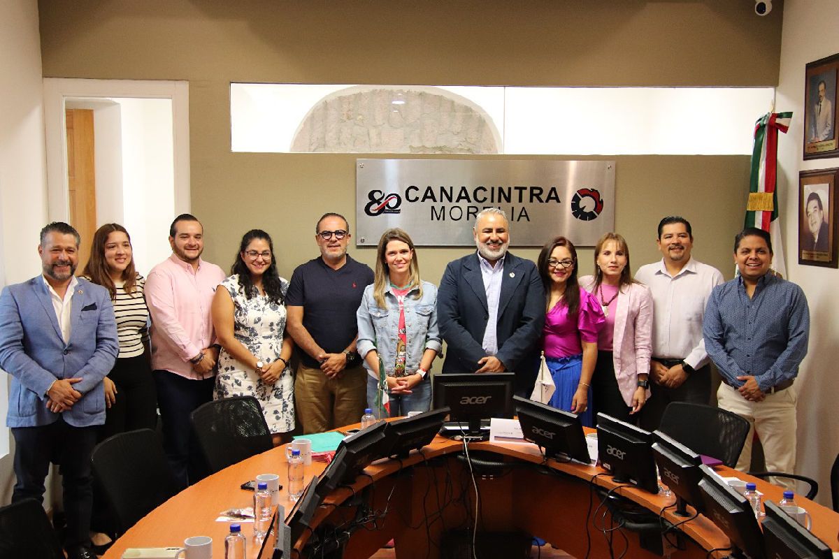 Daniela de los Santos aborda junto a Canacintra Morelia temas clave