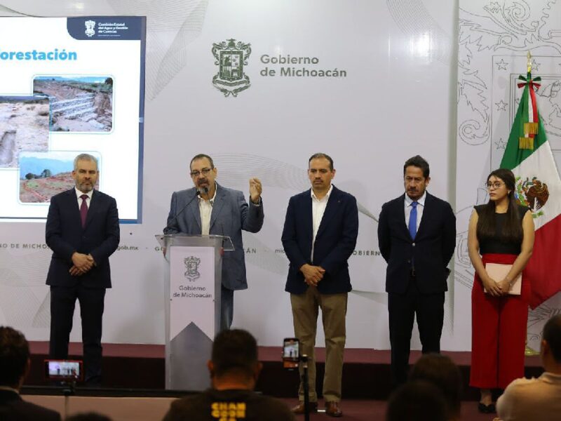 gobierno de Michoacán presenta acciones para rescate de lago de Páztcuaro