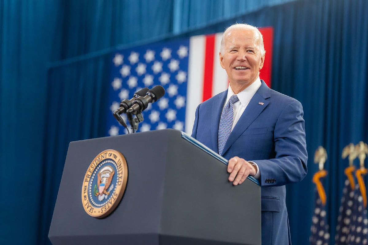 impulsa Joe Biden políticas para el cuidado infantil y familiar