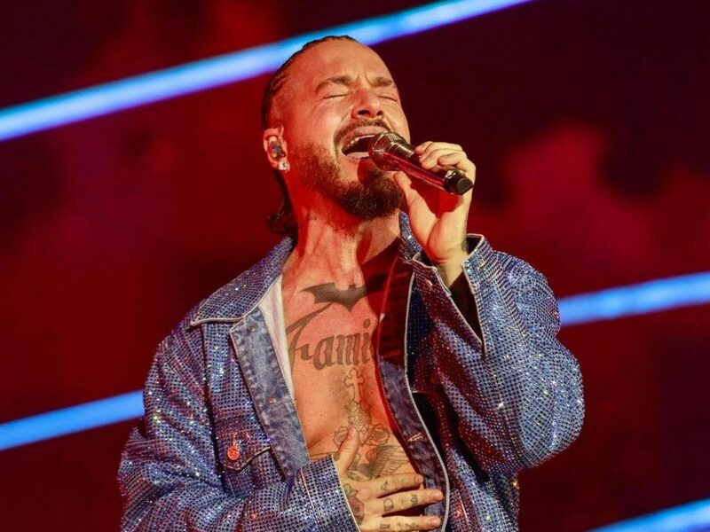 J Balvin lleva el orgullo latino a Coachella