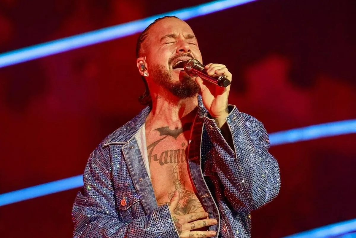 J Balvin lleva el orgullo latino a Coachella