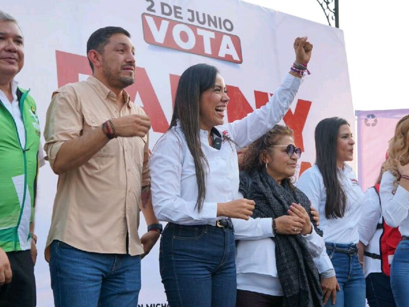 La campaña de Fanny Arreola en Apatzingán
