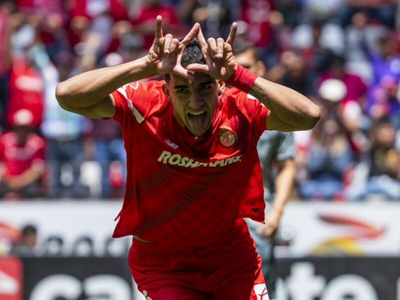 Los Diablos Rojos del Toluca se apoderan del primer lugar de la Liga MX
