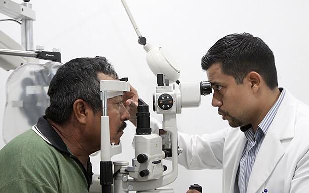 Llaman a mantener prevención de ojos secos en Michoacán