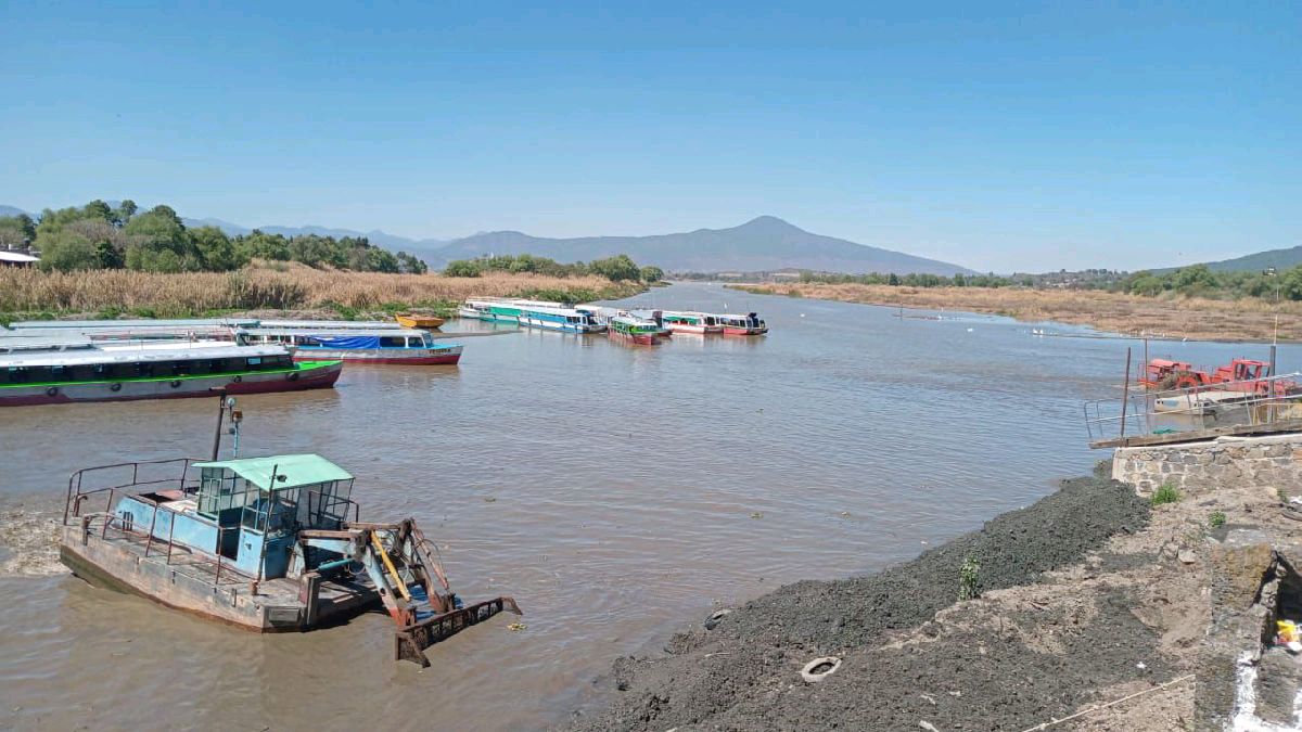 mantenimiento canales lago de pátzcuaro