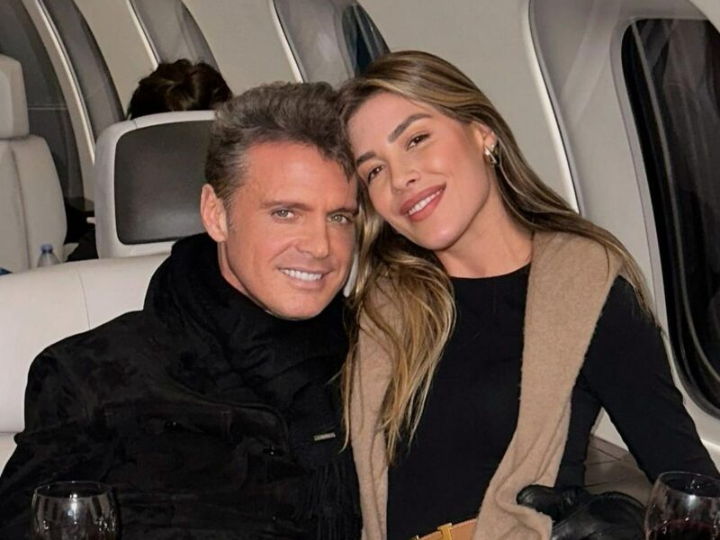 Michelle Salas viaja junto a Luis Miguel