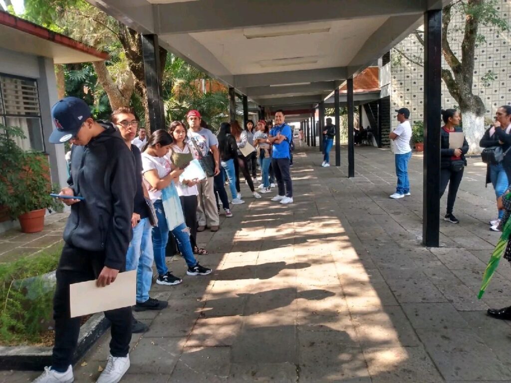 no habrá reducción en matrícula de ingreso en escuelas normales de Michoacán