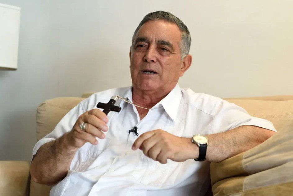 obispo salvador rangel con vida