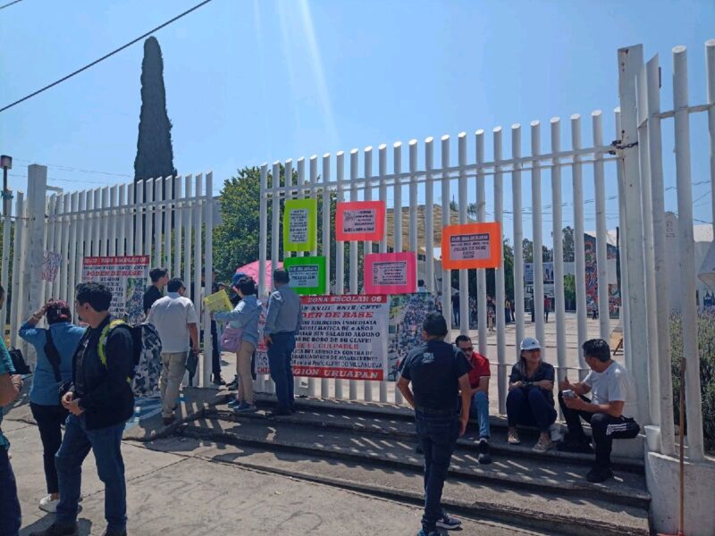 oficinas de la SEE son tomadas por docentes