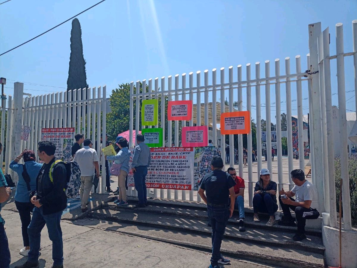 oficinas de la SEE son tomadas por docentes