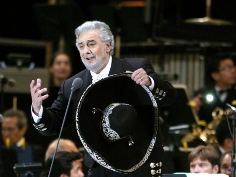 Plácido Domingo recibe cuestionamientos de abuso sexual