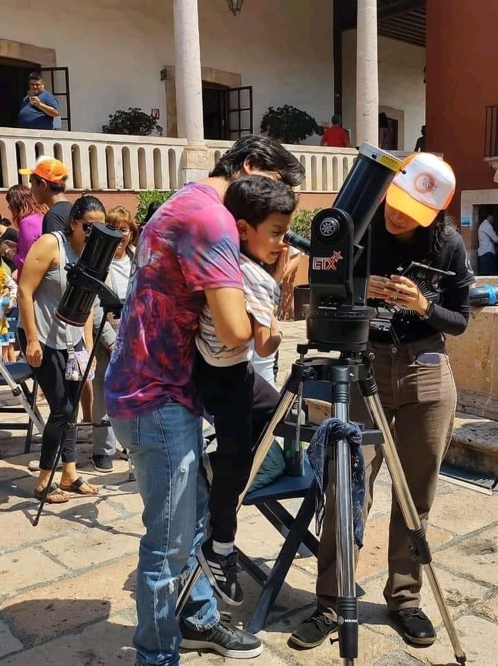 población pude disfrutar de forma segura el eclipse en Morelia