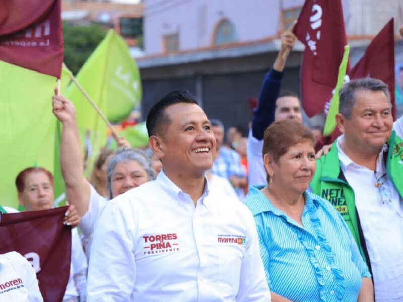 “¡Presidente!, ¡presidente!”: cientos ratifican respaldo a Torres Piña en Barrio Alto