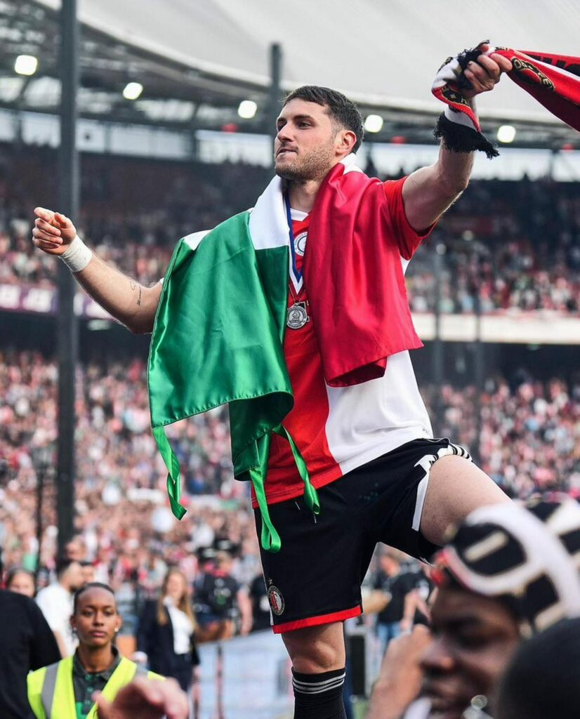 Santiago Giménez campeon con Feyenoord - Santi