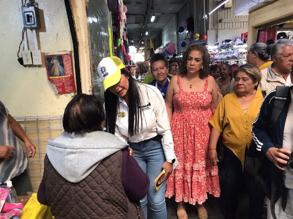 Saucedo visitó el Mercado Independencia