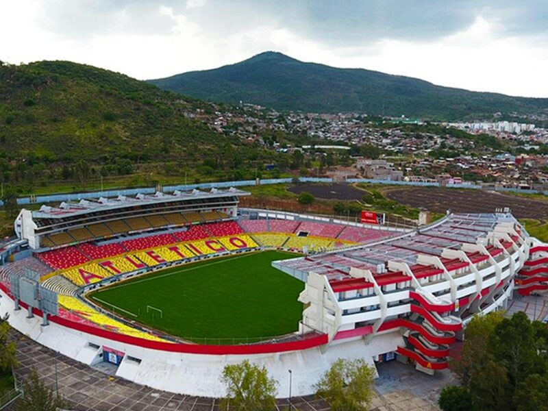 Estadio Morelos a 35 años de su inauguración poco que festejar