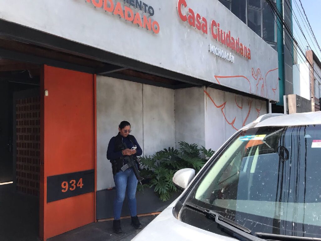 sede del MC Michoacán es custodiado por elementos de seguridad