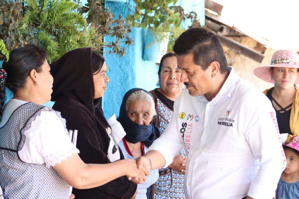 Servicios de Salud en Michoacán Roberto Carlos - campaña