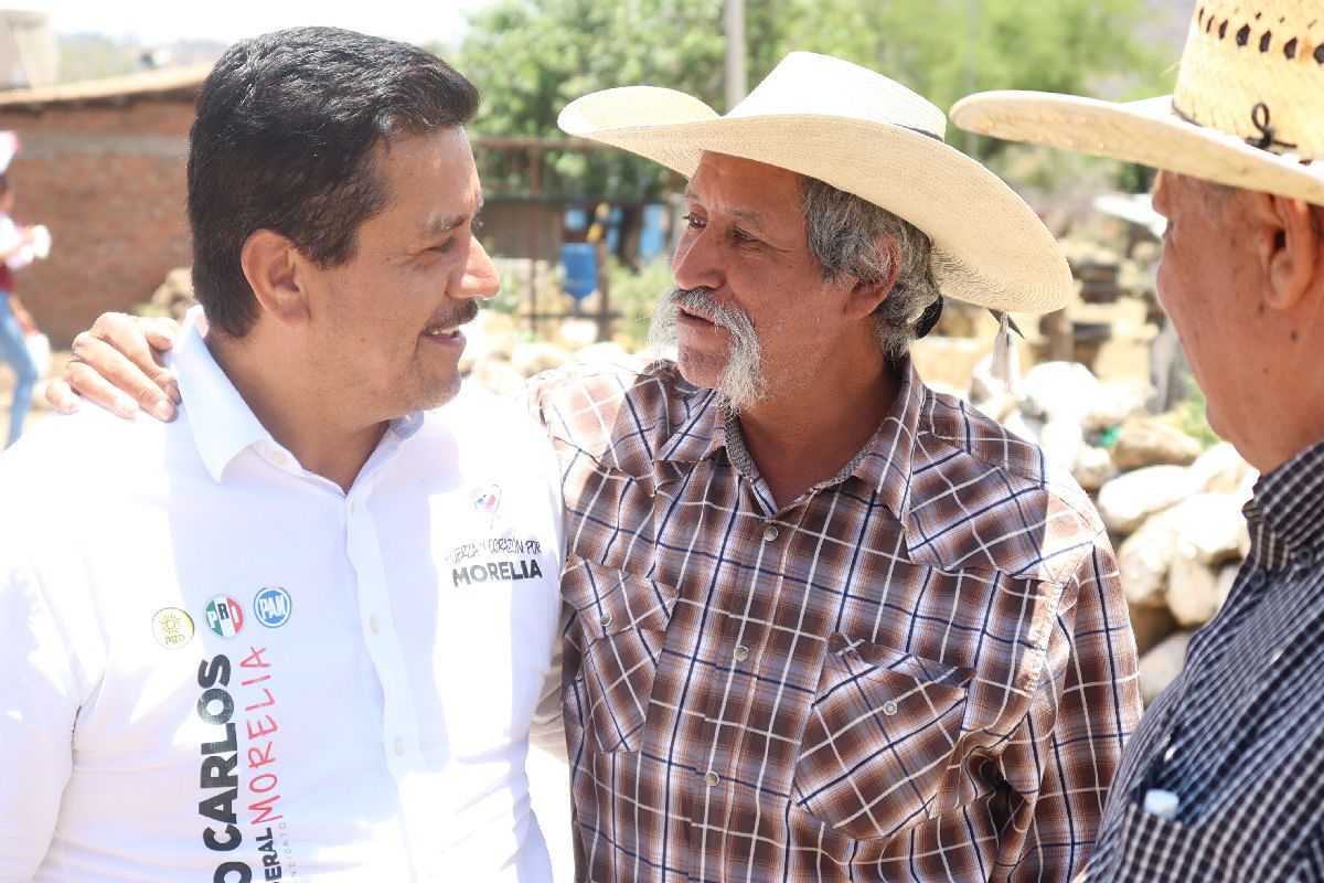 Servicios de Salud en Michoacán Roberto Carlos