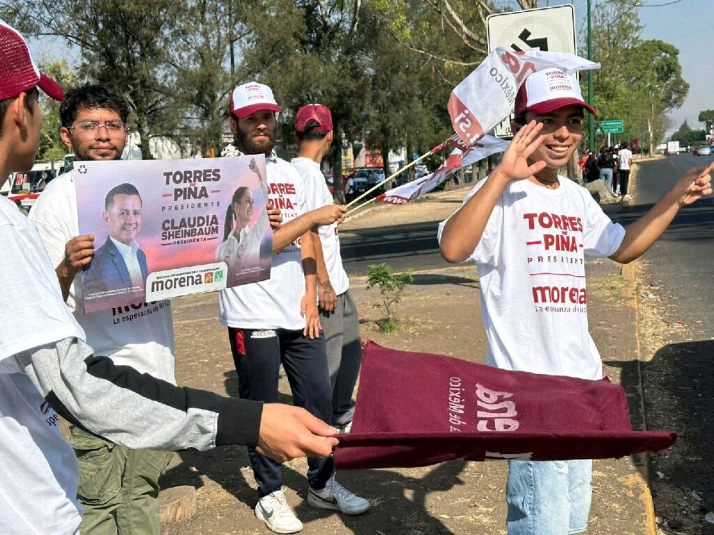 Torres Piña impulsa su campaña en calles de Morelia