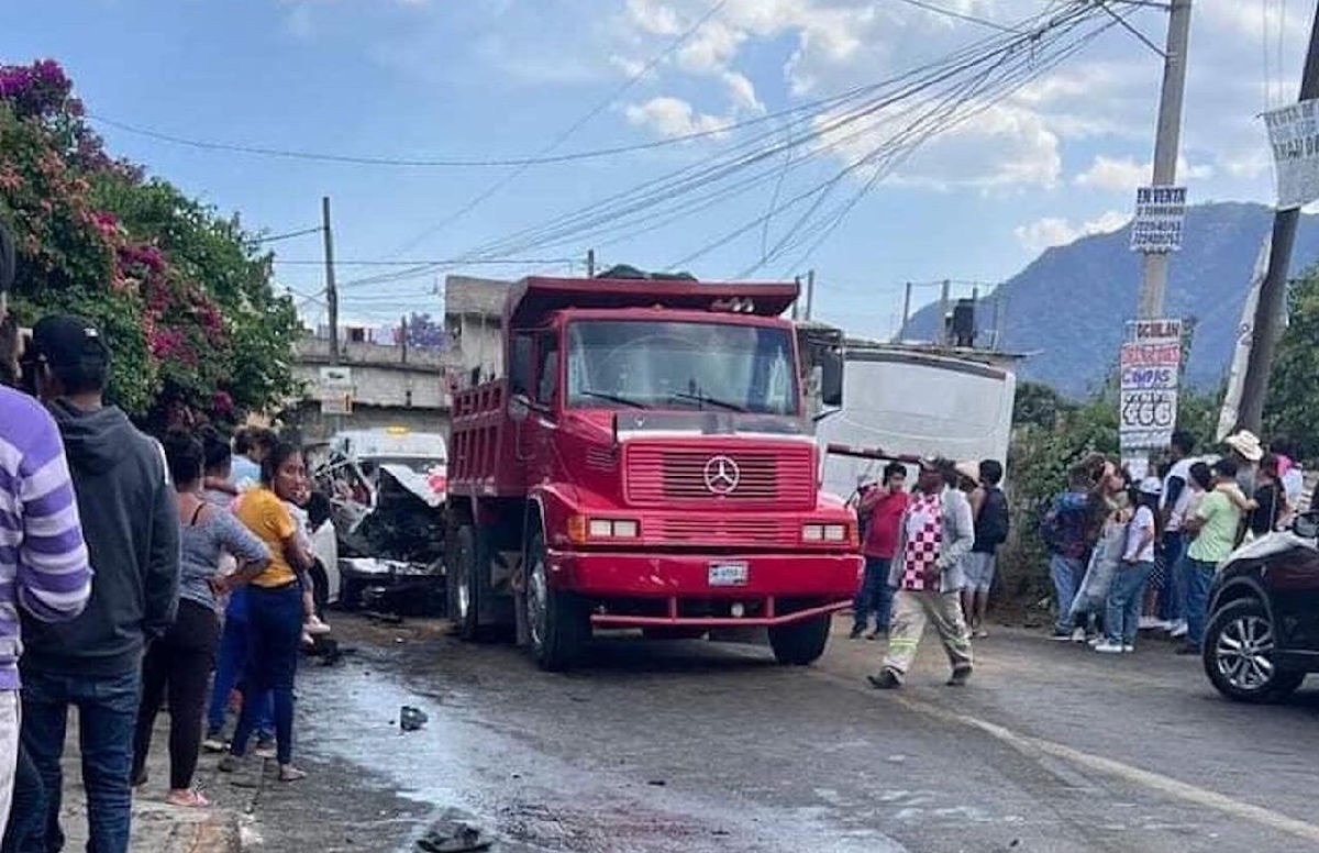 Trágico accidente de Peregrinos de Michoacán en Malinalco
