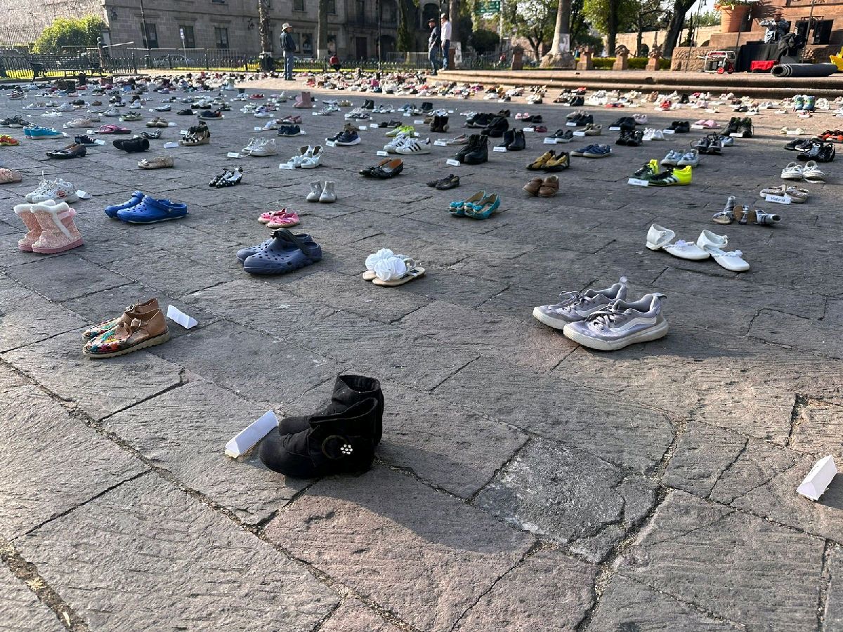 En Morelia Xóchitl Gálvez recuerda a los niños asesinados en México