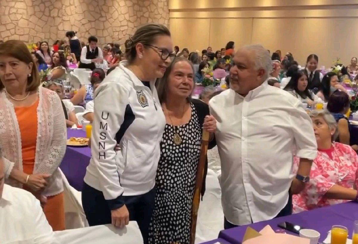 adeudo de la UMSNH para las mamás - Tena y rectora