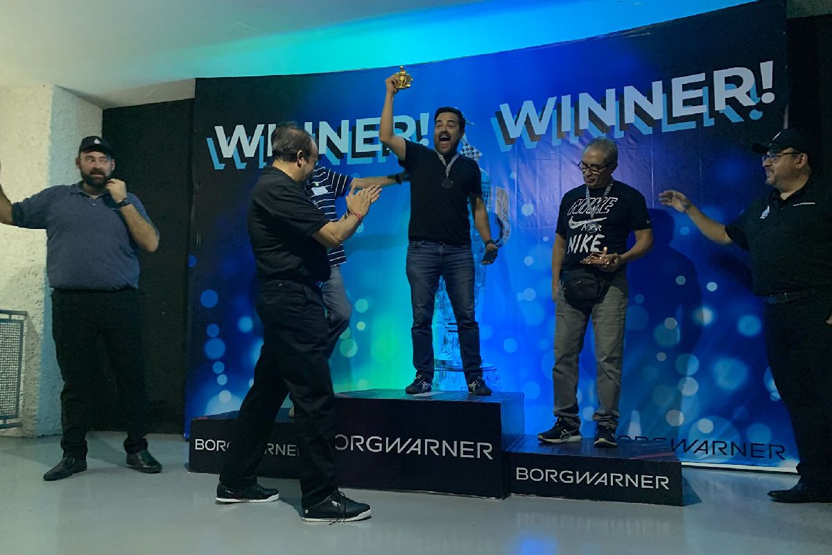 BorgWarner impulsa movilidad sostenible con evento de go karts