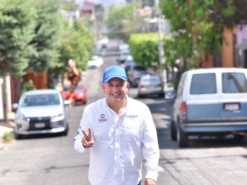 Carlos Quintana comprometido con combatir incendios forestales
