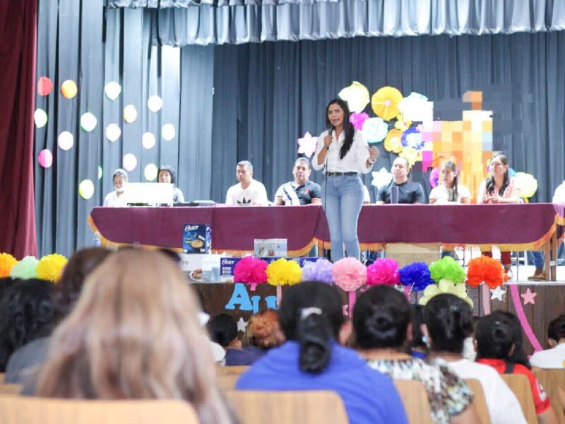 certeza laboral con araceli Saucedo