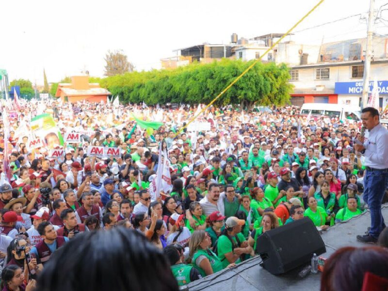 Torres Piña cierra campaña ante más de 10 mil almas en la colonia Solidaridad