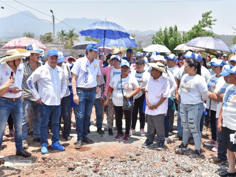 Comunidades de Tiripetio refrendan apoyo a Carlos Quintana