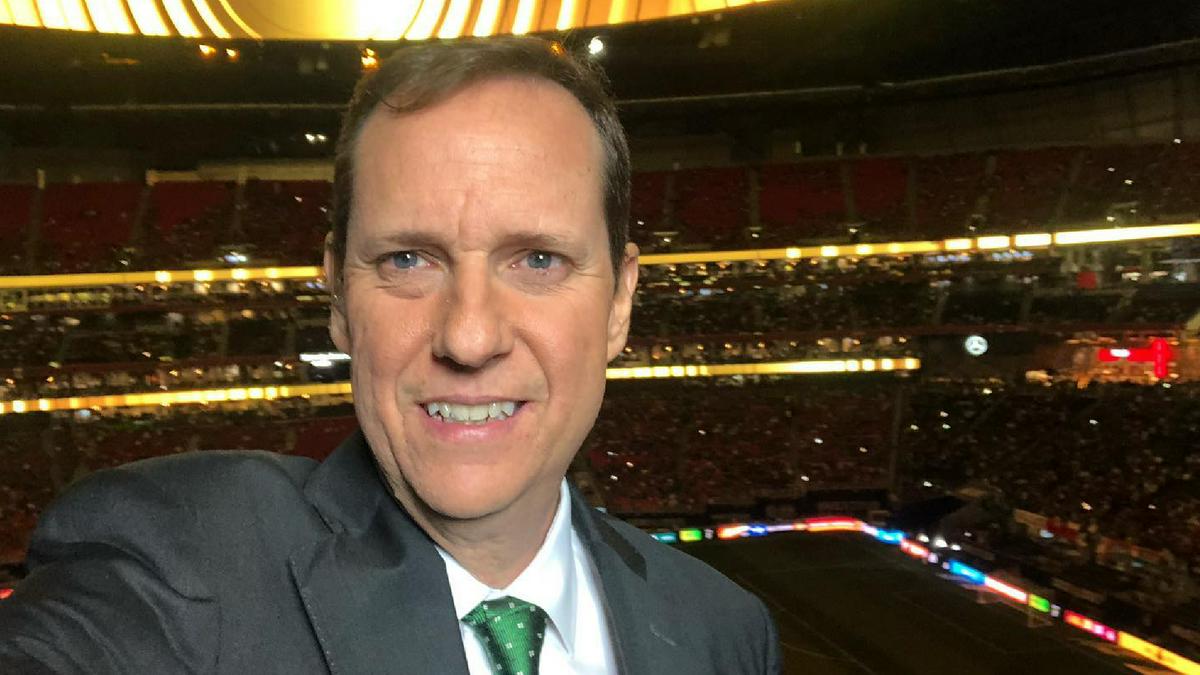 Confirman fallecimiento del periodista deportivo Paco Villa