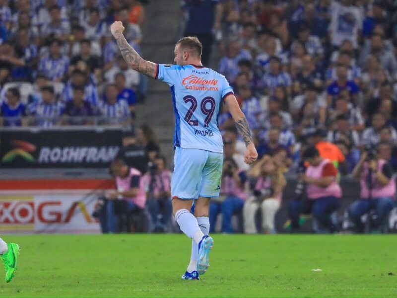 Cruz Azul vence a Rayados ida semifinal