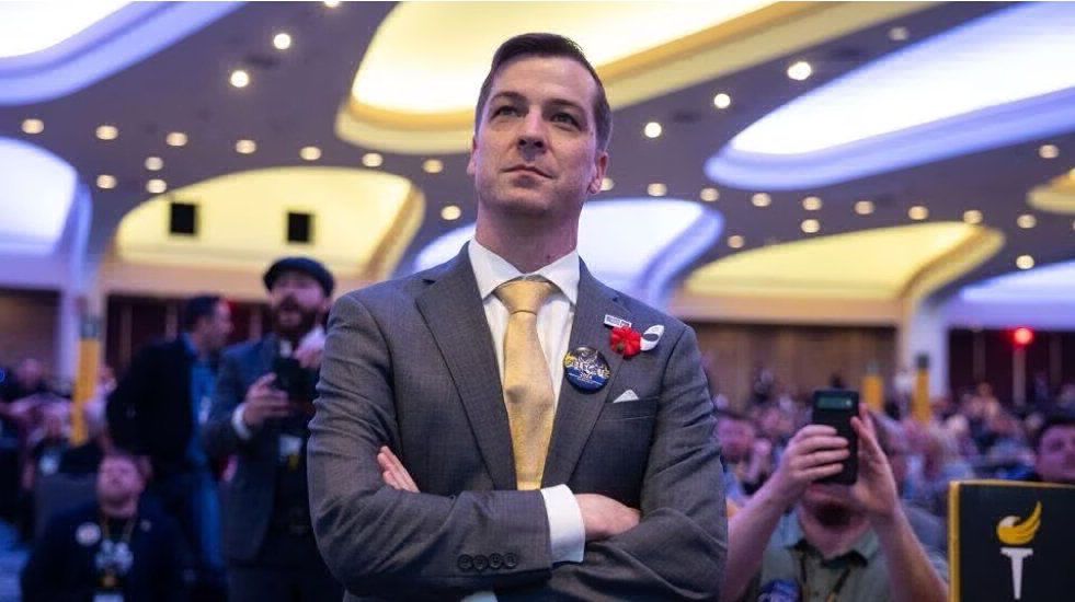desafio para Oliver Chase para su candidatura libertaria en EU