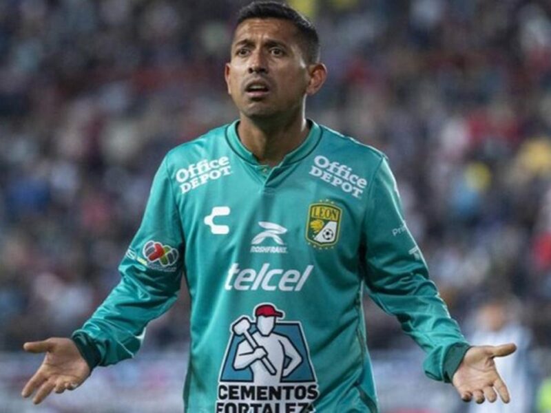 Elías Hernández moreliano baja con León