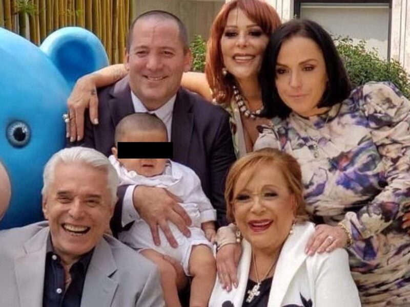 Enrique Guzmán y Silvia Pinal