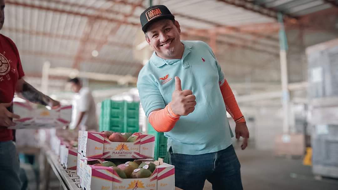 futuro naranja michoacán víctor manríquez