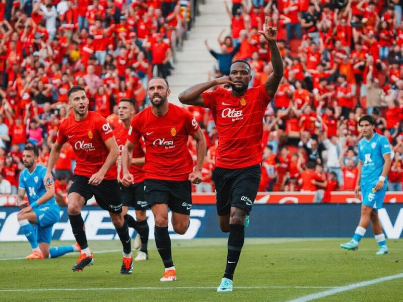 Mallorca celebra su permanencia en LaLiga tras un empate crucial