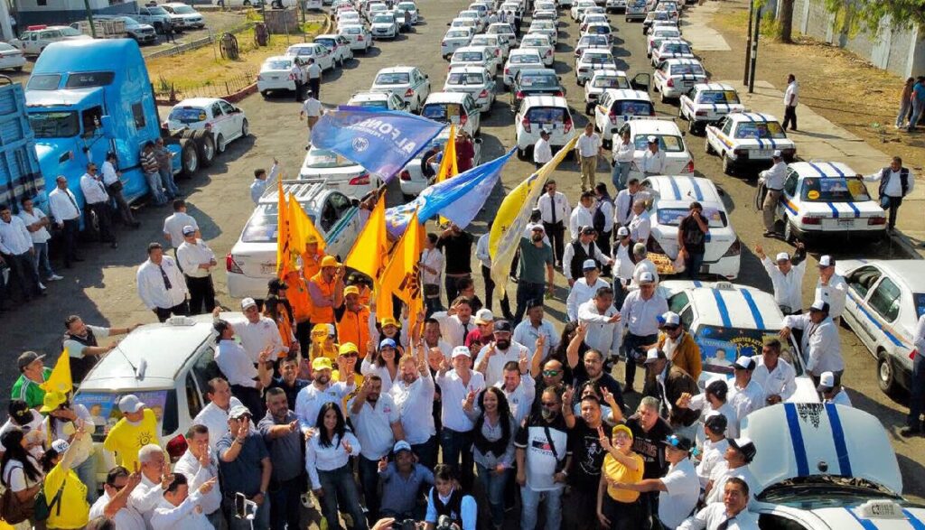 respaldo de taxistas a Alfonso Martínez