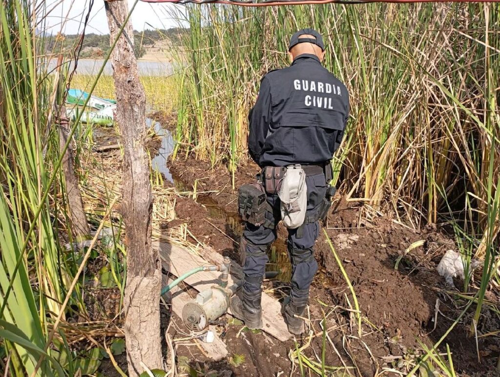 SSP neutraliza tomas ilegales de agua en Zirahuén - lago