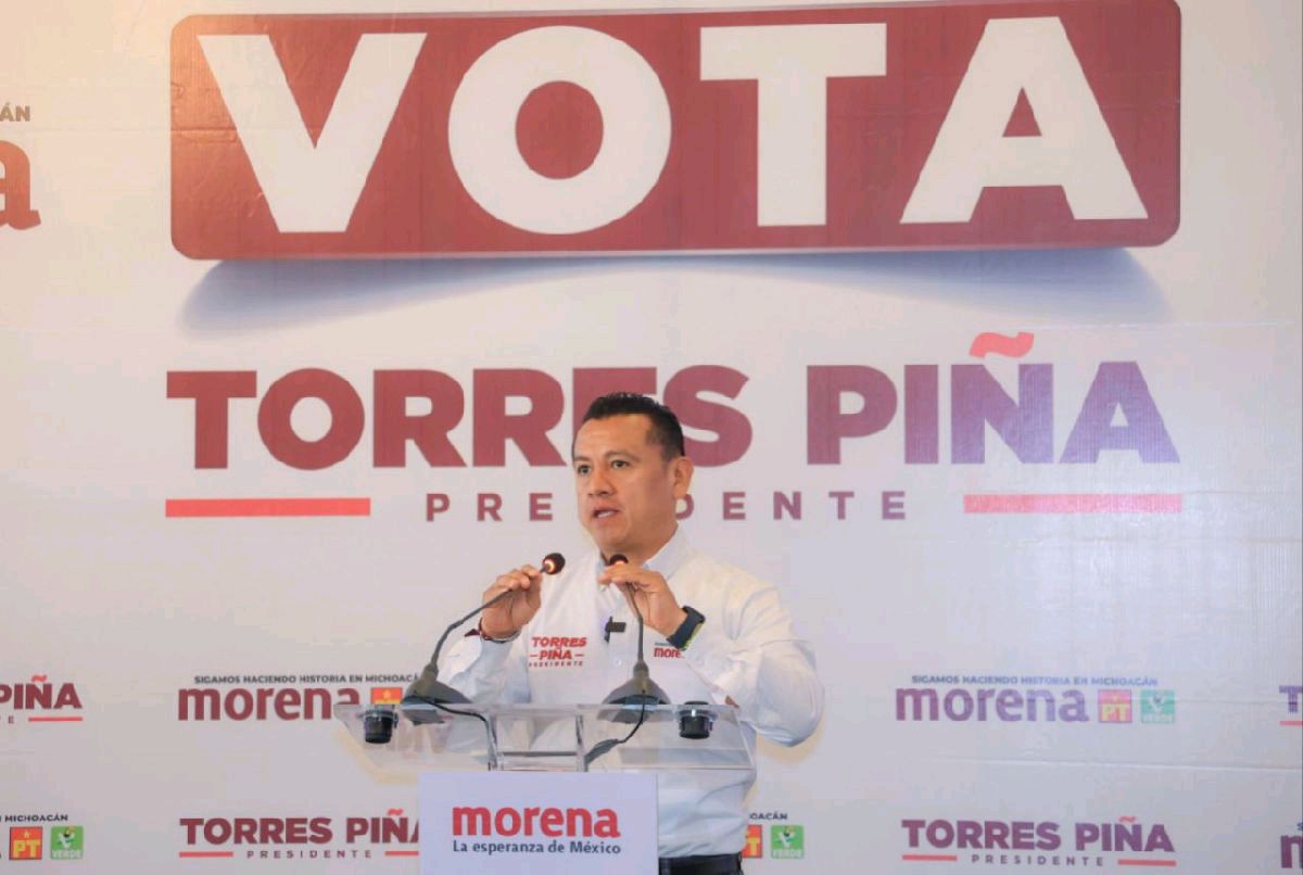 Torres Piña con audiencias ciudadanas en Morelia