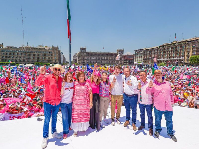 Xóchitl Gálvez comprometida con la defensa de la democracia