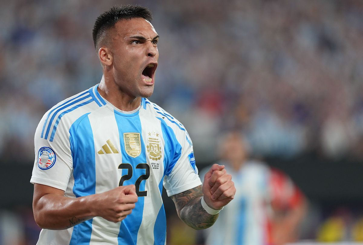 Argentina con triunfo clasifica a cuartos