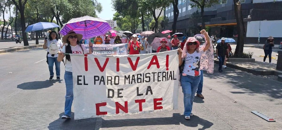 CNTE alcanza acuerdos tras reunión con AMLO