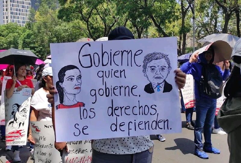CNTE mantiene para indefinido previo a reunión con AMLO